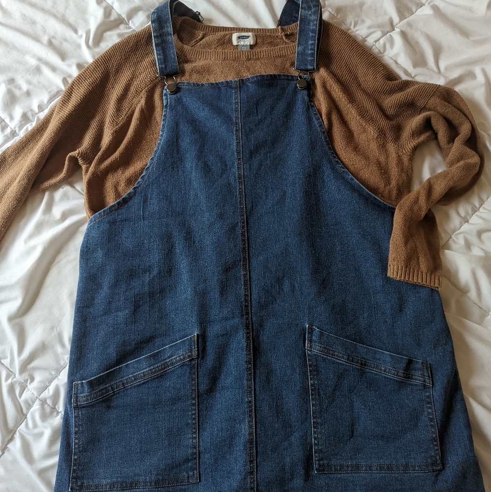 Overall dress